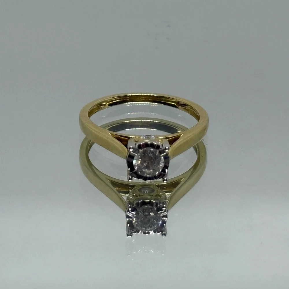 10k Yellow Gold & 1/2 CT Diamond Solitaire engagement Ring Weight 2.58g - Picture 1 of 3